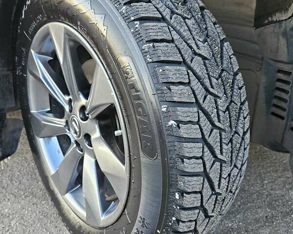 Чорний Лексус РХ, об'ємом двигуна 2 л та пробігом 108 тис. км за 31500 $, фото 33 на Automoto.ua