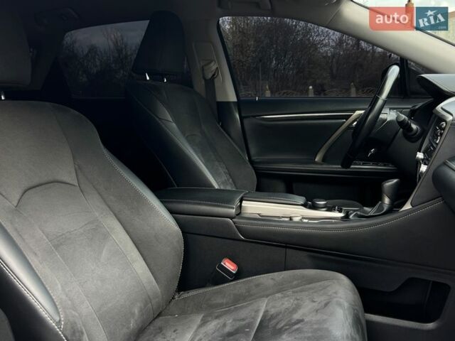 Черный Лексус РХ, объемом двигателя 2 л и пробегом 88 тыс. км за 34900 $, фото 22 на Automoto.ua