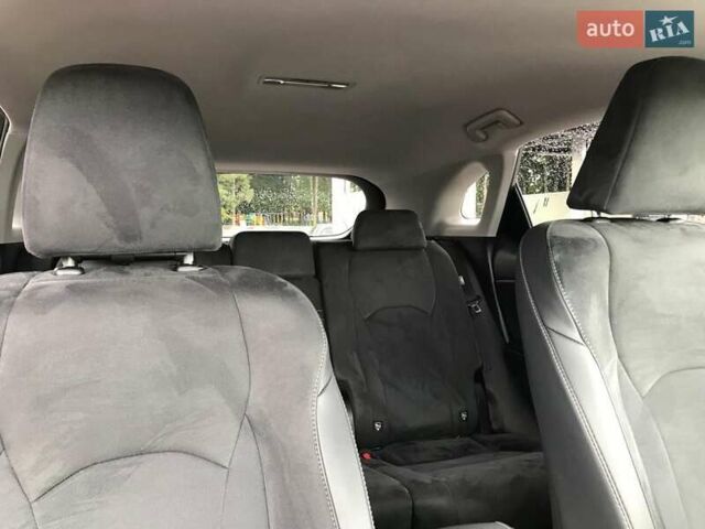 Чорний Лексус РХ, об'ємом двигуна 2 л та пробігом 102 тис. км за 35000 $, фото 12 на Automoto.ua
