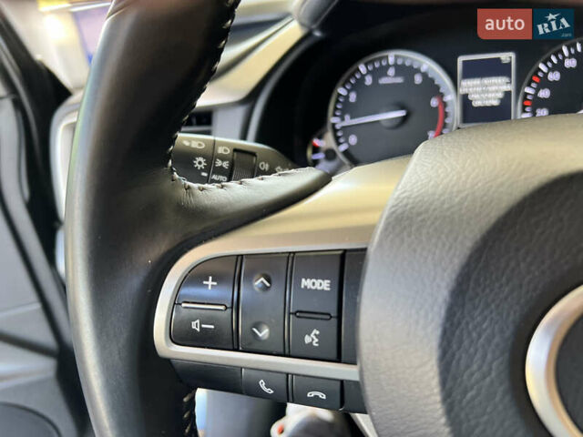 Черный Лексус РХ, объемом двигателя 2 л и пробегом 76 тыс. км за 32999 $, фото 17 на Automoto.ua