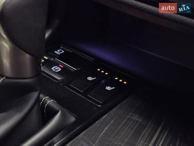 Лексус РХ 2018 в Николаеве на Automoto.ua Черный Лексус РХ, объемом двигателя 2 л и пробегом 70 тыс. км за 34469 $, фото 20 на Automoto.ua