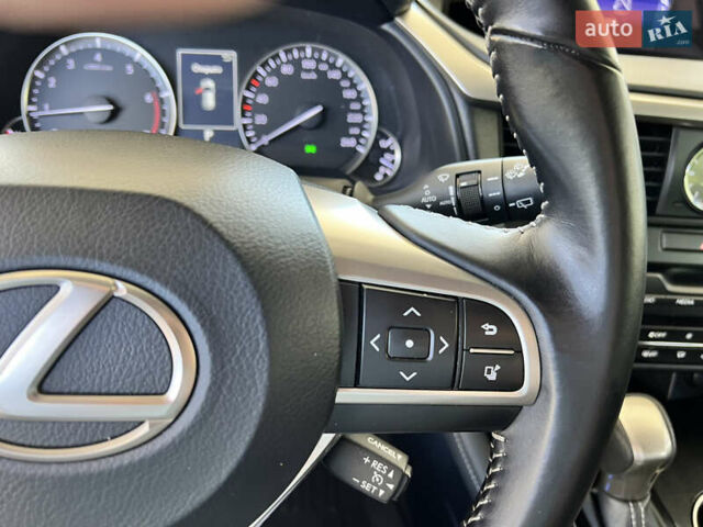 Черный Лексус РХ, объемом двигателя 2 л и пробегом 76 тыс. км за 32999 $, фото 18 на Automoto.ua