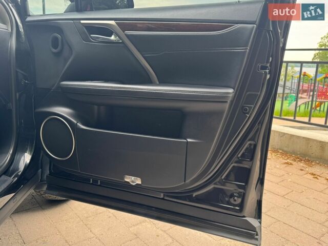 Черный Лексус РХ, объемом двигателя 3.46 л и пробегом 127 тыс. км за 35900 $, фото 121 на Automoto.ua