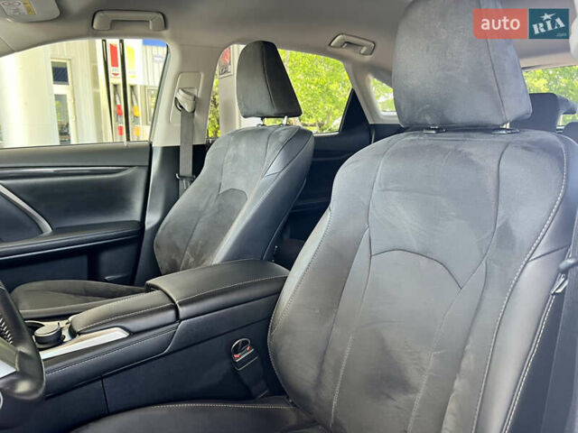 Черный Лексус РХ, объемом двигателя 2 л и пробегом 76 тыс. км за 32999 $, фото 9 на Automoto.ua