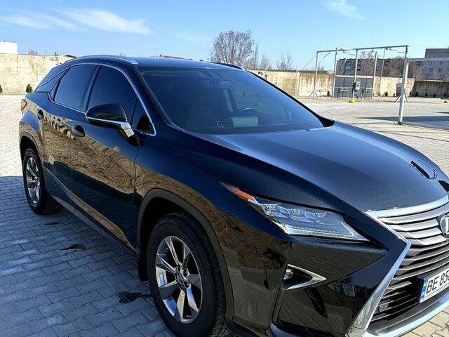 Черный Лексус РХ, объемом двигателя 2 л и пробегом 85 тыс. км за 32900 $, фото 1 на Automoto.ua