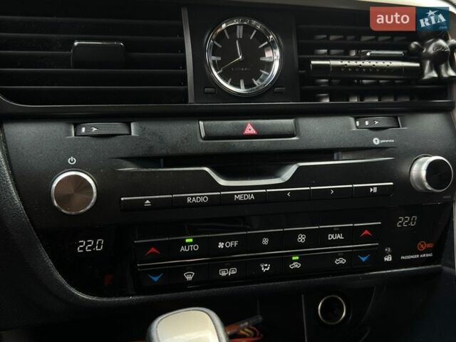 Черный Лексус РХ, объемом двигателя 2 л и пробегом 88 тыс. км за 34900 $, фото 16 на Automoto.ua
