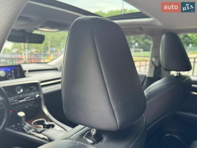Черный Лексус РХ, объемом двигателя 3.46 л и пробегом 127 тыс. км за 35900 $, фото 95 на Automoto.ua