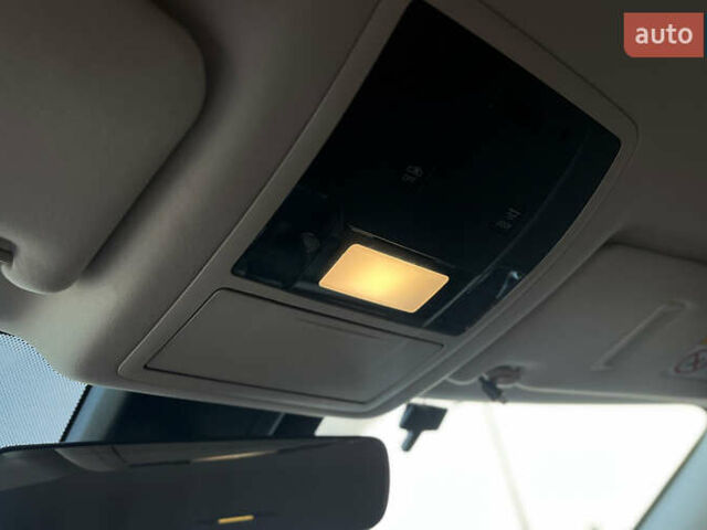 Чорний Лексус РХ, об'ємом двигуна 2 л та пробігом 104 тис. км за 38200 $, фото 17 на Automoto.ua