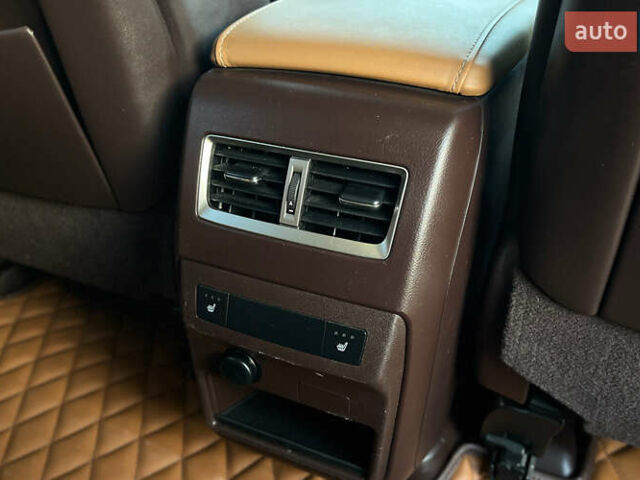 Чорний Лексус РХ, об'ємом двигуна 2 л та пробігом 104 тис. км за 38200 $, фото 23 на Automoto.ua