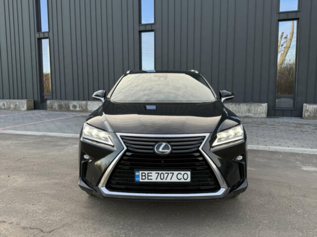 Чорний Лексус РХ, об'ємом двигуна 2 л та пробігом 143 тис. км за 38000 $, фото 1 на Automoto.ua