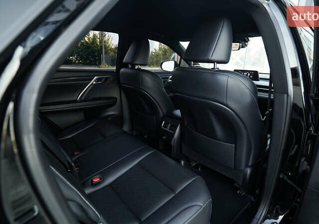 Черный Лексус РХ, объемом двигателя 3.46 л и пробегом 150 тыс. км за 33000 $, фото 14 на Automoto.ua