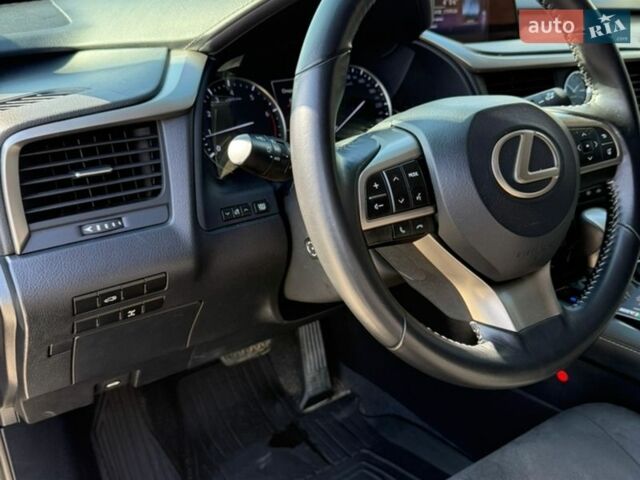 Чорний Лексус РХ, об'ємом двигуна 2 л та пробігом 85 тис. км за 32900 $, фото 18 на Automoto.ua