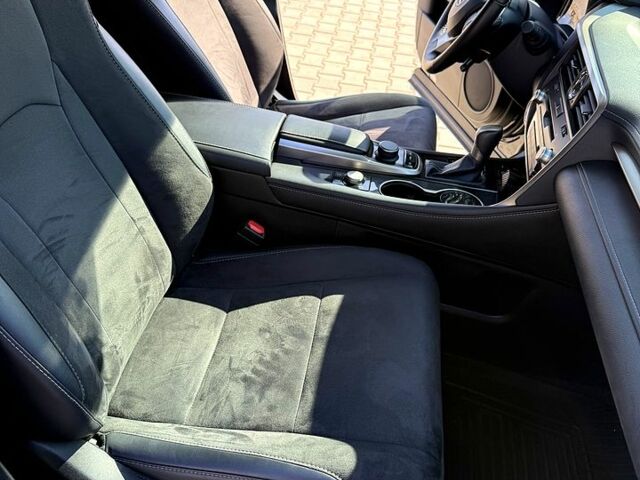 Черный Лексус РХ, объемом двигателя 2 л и пробегом 85 тыс. км за 32900 $, фото 8 на Automoto.ua