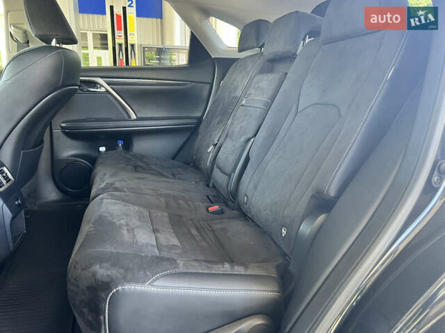 Черный Лексус РХ, объемом двигателя 2 л и пробегом 76 тыс. км за 32999 $, фото 21 на Automoto.ua