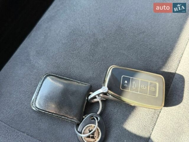 Чорний Лексус РХ, об'ємом двигуна 2 л та пробігом 85 тис. км за 32900 $, фото 24 на Automoto.ua