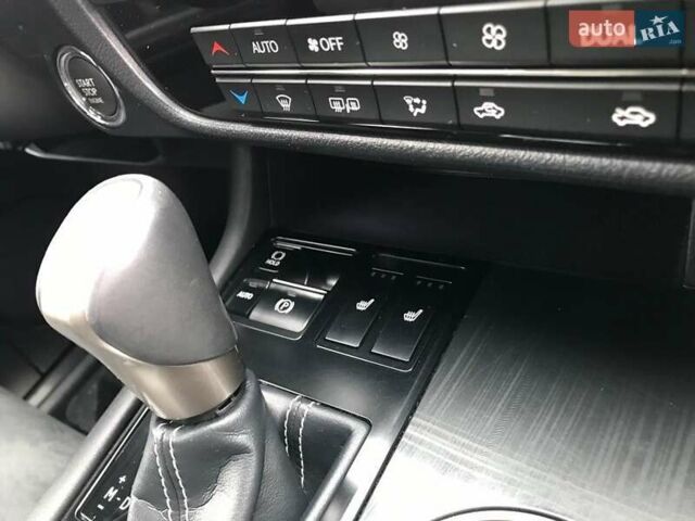 Чорний Лексус РХ, об'ємом двигуна 2 л та пробігом 102 тис. км за 35000 $, фото 18 на Automoto.ua