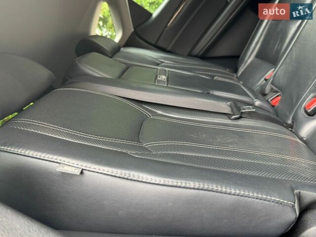 Черный Лексус РХ, объемом двигателя 3.46 л и пробегом 127 тыс. км за 35900 $, фото 113 на Automoto.ua