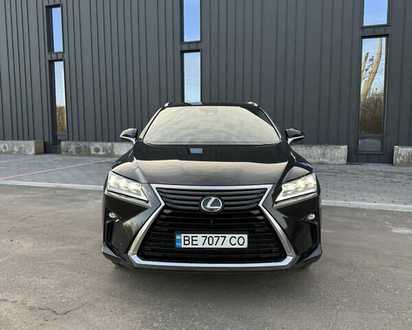 Черный Лексус РХ, объемом двигателя 2 л и пробегом 115 тыс. км за 35900 $, фото 1 на Automoto.ua