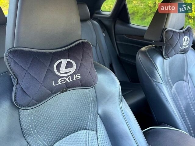 Черный Лексус РХ, объемом двигателя 3.46 л и пробегом 79 тыс. км за 38000 $, фото 12 на Automoto.ua