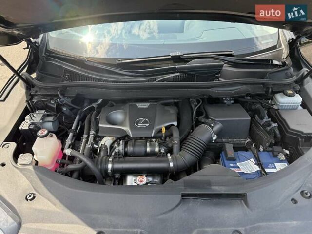 Черный Лексус РХ, объемом двигателя 2 л и пробегом 93 тыс. км за 37000 $, фото 11 на Automoto.ua
