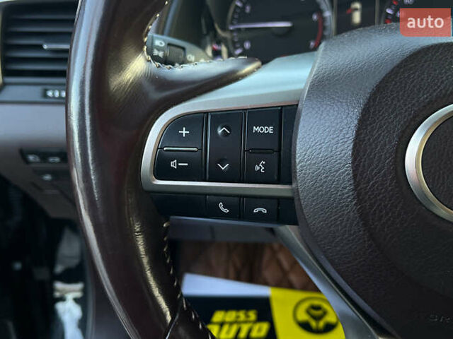 Чорний Лексус РХ, об'ємом двигуна 2 л та пробігом 104 тис. км за 38200 $, фото 10 на Automoto.ua