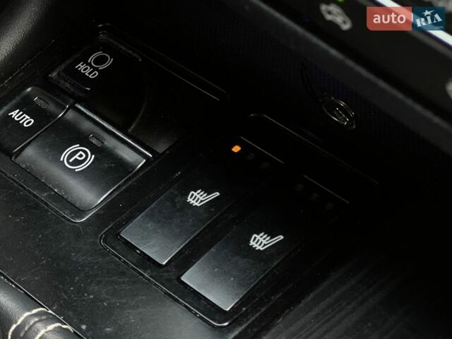 Черный Лексус РХ, объемом двигателя 2 л и пробегом 88 тыс. км за 34900 $, фото 21 на Automoto.ua