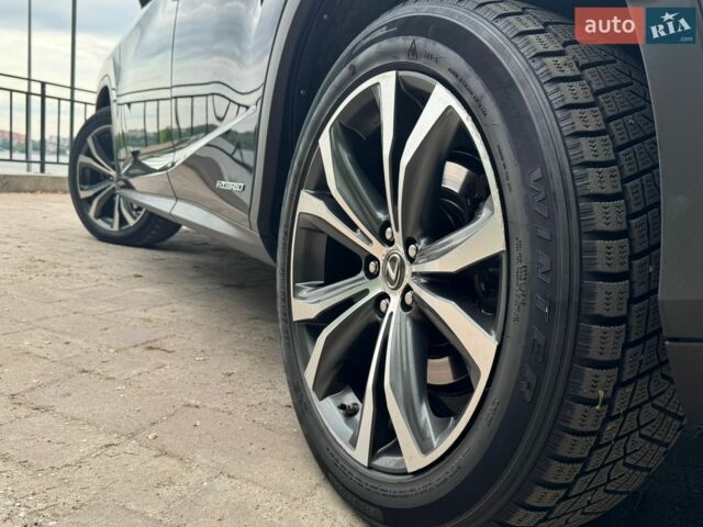 Черный Лексус РХ, объемом двигателя 3.46 л и пробегом 127 тыс. км за 35900 $, фото 45 на Automoto.ua