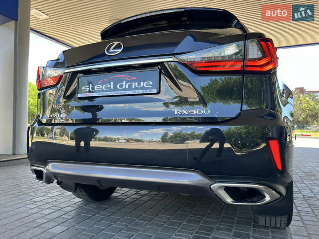 Черный Лексус РХ, объемом двигателя 2 л и пробегом 76 тыс. км за 32999 $, фото 6 на Automoto.ua