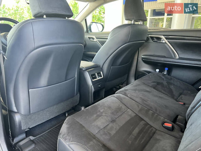 Черный Лексус РХ, объемом двигателя 2 л и пробегом 76 тыс. км за 32999 $, фото 22 на Automoto.ua