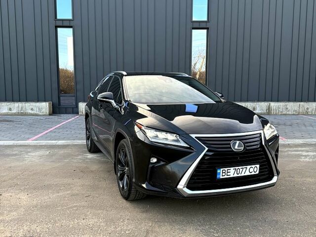 Черный Лексус РХ, объемом двигателя 2 л и пробегом 11500 тыс. км за 35700 $, фото 2 на Automoto.ua