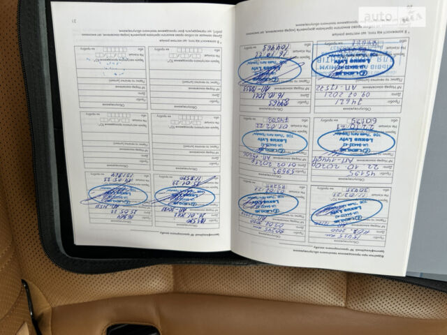 Черный Лексус РХ, объемом двигателя 2 л и пробегом 157 тыс. км за 41750 $, фото 88 на Automoto.ua