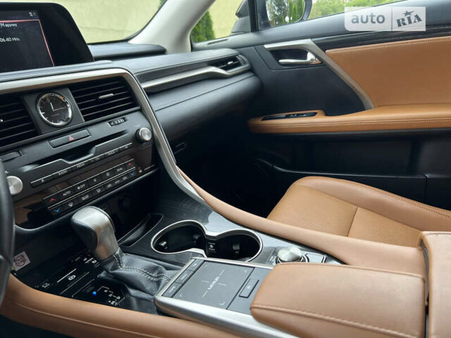 Чорний Лексус РХ, об'ємом двигуна 2 л та пробігом 160 тис. км за 41750 $, фото 5 на Automoto.ua