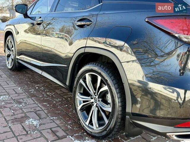 Черный Лексус РХ, объемом двигателя 2 л и пробегом 59 тыс. км за 42950 $, фото 28 на Automoto.ua