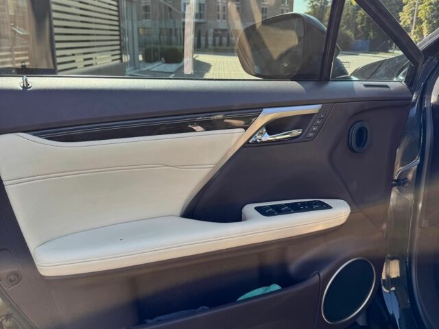 Черный Лексус РХ, объемом двигателя 3.5 л и пробегом 67 тыс. км за 41900 $, фото 18 на Automoto.ua