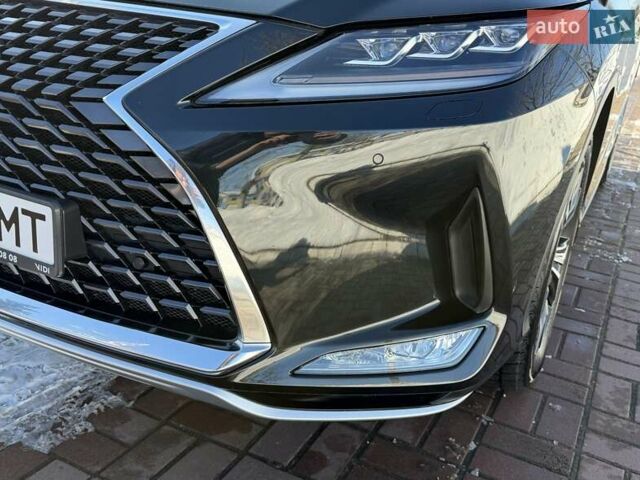Черный Лексус РХ, объемом двигателя 2 л и пробегом 59 тыс. км за 42950 $, фото 32 на Automoto.ua