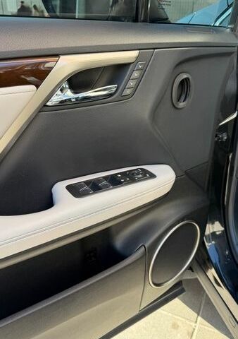 Черный Лексус РХ, объемом двигателя 3.5 л и пробегом 140 тыс. км за 47800 $, фото 12 на Automoto.ua