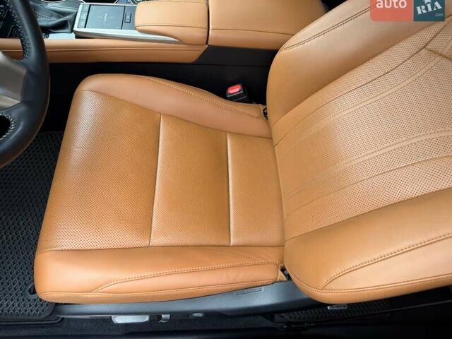Черный Лексус РХ, объемом двигателя 2 л и пробегом 20 тыс. км за 44900 $, фото 33 на Automoto.ua