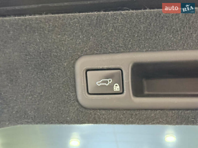 Чорний Лексус РХ, об'ємом двигуна 3.46 л та пробігом 120 тис. км за 42500 $, фото 62 на Automoto.ua
