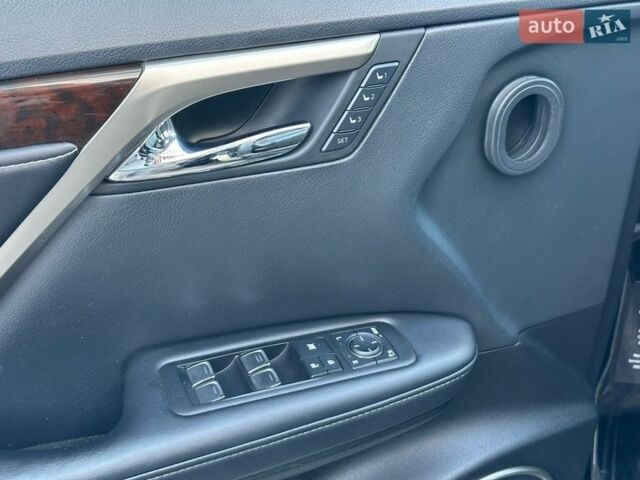 Чорний Лексус РХ, об'ємом двигуна 3.5 л та пробігом 119 тис. км за 32300 $, фото 17 на Automoto.ua