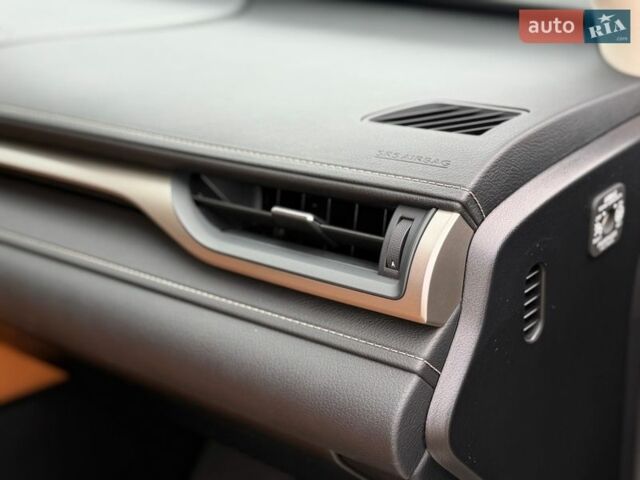 Черный Лексус РХ, объемом двигателя 2 л и пробегом 20 тыс. км за 44900 $, фото 22 на Automoto.ua
