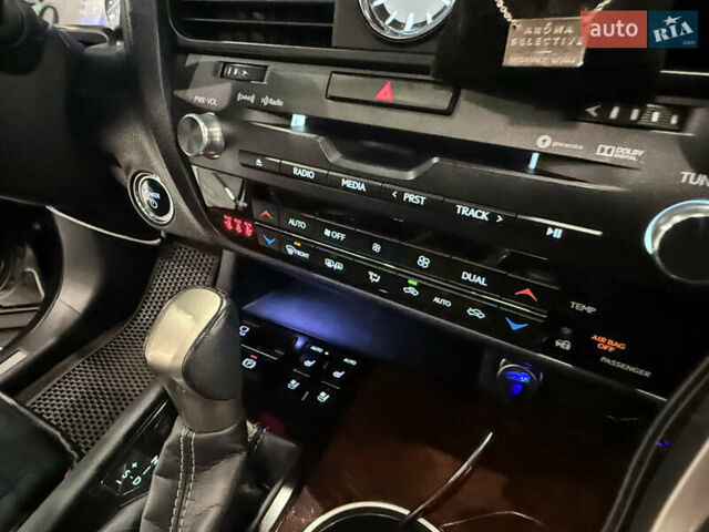 Чорний Лексус РХ, об'ємом двигуна 3.46 л та пробігом 120 тис. км за 42500 $, фото 42 на Automoto.ua