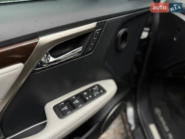 Черный Лексус РХ, объемом двигателя 3.46 л и пробегом 80 тыс. км за 36500 $, фото 16 на Automoto.ua