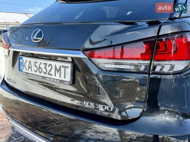 Черный Лексус РХ, объемом двигателя 2 л и пробегом 59 тыс. км за 42950 $, фото 24 на Automoto.ua