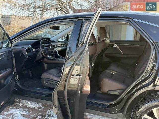 Черный Лексус РХ, объемом двигателя 2 л и пробегом 59 тыс. км за 42950 $, фото 63 на Automoto.ua