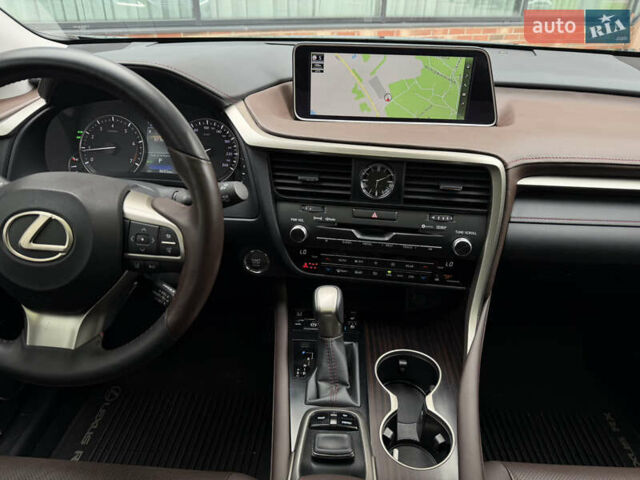 Лексус РХ 2019 в Киеве на Automoto.ua Черный Лексус РХ, объемом двигателя 3.46 л и пробегом 8 тыс. км за 35500 $, фото 17 на Automoto.ua