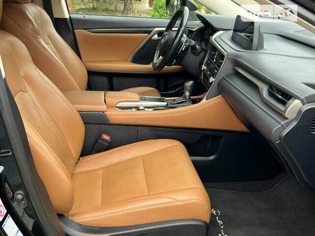 Чорний Лексус РХ, об'ємом двигуна 2 л та пробігом 160 тис. км за 41750 $, фото 6 на Automoto.ua