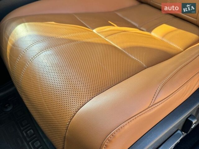 Чорний Лексус РХ, об'ємом двигуна 3.5 л та пробігом 139 тис. км за 56500 $, фото 18 на Automoto.ua