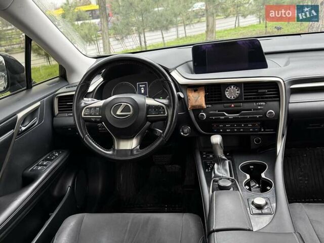 Черный Лексус РХ, объемом двигателя 2 л и пробегом 120 тыс. км за 34900 $, фото 17 на Automoto.ua