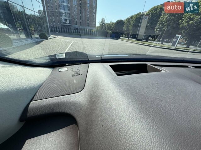 Чорний Лексус РХ, об'ємом двигуна 3.46 л та пробігом 75 тис. км за 40000 $, фото 27 на Automoto.ua