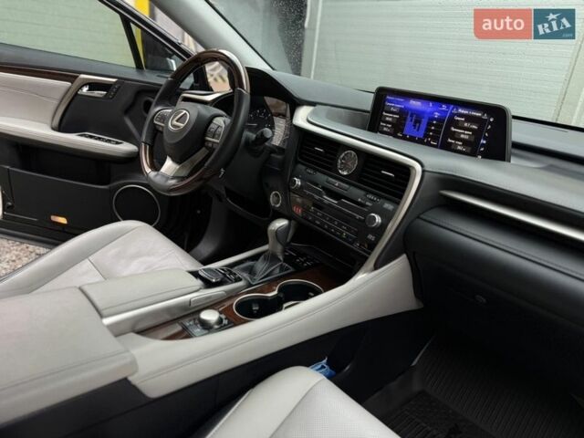 Черный Лексус РХ, объемом двигателя 3.46 л и пробегом 80 тыс. км за 36500 $, фото 37 на Automoto.ua